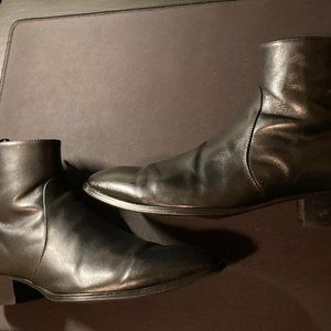 Black leather Chelsea Boots. Mens Size 9